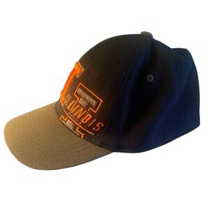 Embroidered fitted ball cap U of I Illini university of Illinois blue hat orange